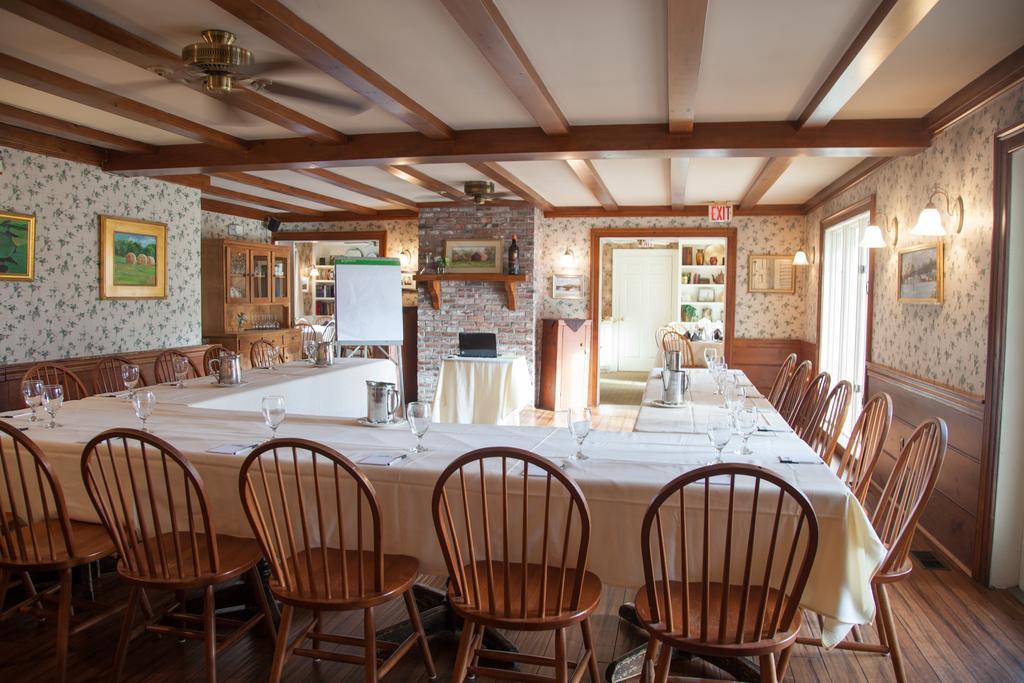 The Quechee Inn At Marshland Farm Bagian luar foto