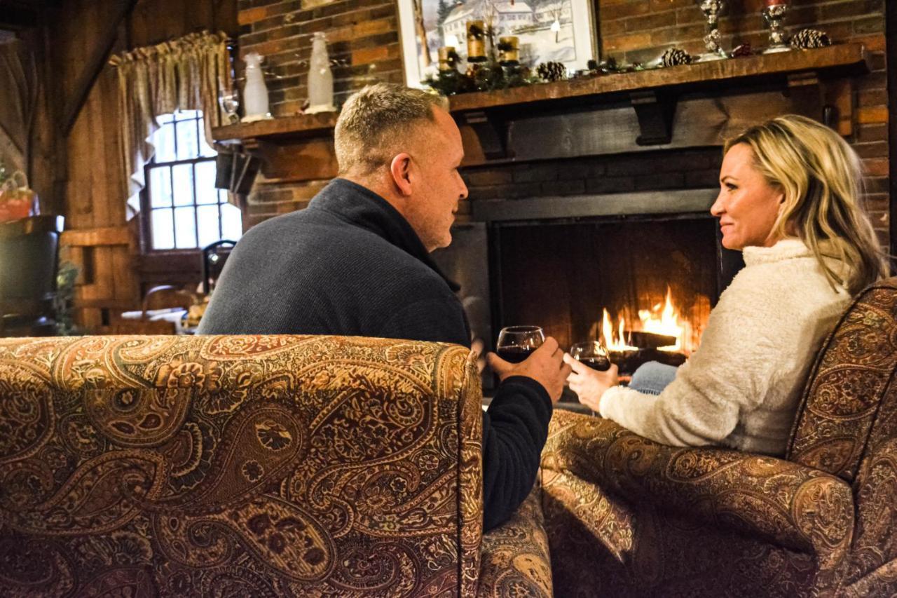 The Quechee Inn At Marshland Farm Bagian luar foto
